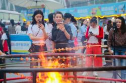 赤峰萬達(dá)星光集市電話號碼