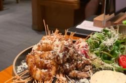 赤峰市久仰酒館電話地址查詢