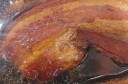 赤峰把子肉店電話多少啊