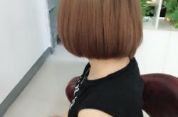 赤峰豪軒理發(fā)店電話號碼