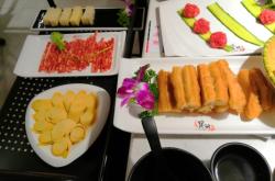 重慶德莊火鍋赤峰店電話號碼