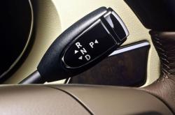 赤峰汽車車漆修復(fù)電話號碼