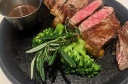 赤峰榴蓮烤牛脾店電話號碼