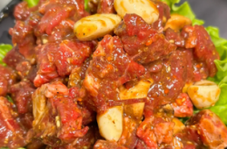 赤峰快樂比心美食店電話號碼