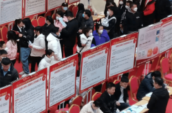 赤峰市摩爾城地址電話號碼