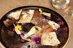 赤峰易小涵餐廳地址電話號碼