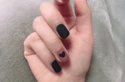 赤峰雪莉美甲店電話多少號