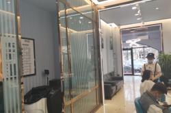 赤峰發(fā)型設(shè)計(jì)搭配店電話(huà)地址