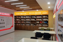 赤峰市新紅旗中學(xué)電話號碼