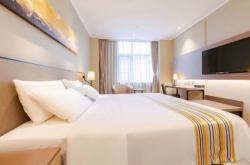 赤峰鑫泰酒店地址電話號碼查詢