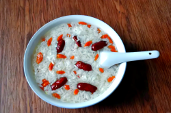 赤峰高鐵站美食街電話號(hào)碼