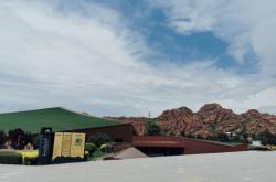 赤峰東郊明哥飯店電話號碼查詢