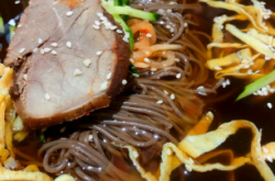 赤峰張家小館探店電話號碼