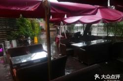 赤峰老頭酒吧電話地址是多少號(hào)