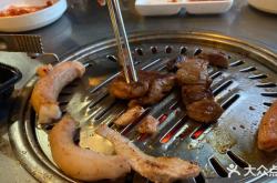 赤峰五六鮮豬肉店地址電話號(hào)碼