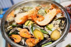 赤峰汽鍋蒸海鮮店電話號碼