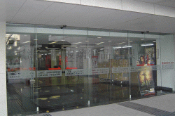 赤峰玻璃移門廠家電話號(hào)碼