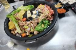 赤峰帝豪烤肉拌飯電話號碼