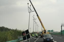 赤峰舊的養(yǎng)雞設(shè)備回收電話號碼