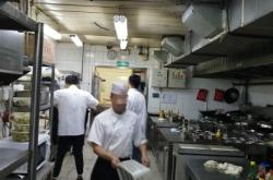 赤峰小區(qū)后廚招聘電話地址查詢