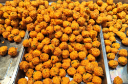 赤峰摩爾城啤酒屋電話號(hào)碼