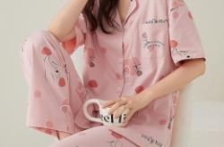 赤峰睡衣店櫥窗電話(huà)號(hào)碼是多少