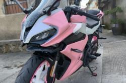 赤峰春風摩托車專賣店