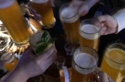 赤峰爆米花小酒館電話多少號