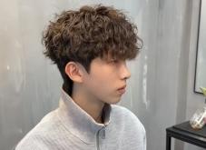 赤峰男士燙發(fā)羊毛卷店電話號(hào)碼