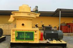 赤峰樹(shù)枝顆粒機(jī)配件店電話號(hào)碼