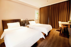 赤峰上岸餐廳電話號碼查詢地址