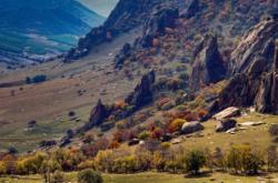 赤峰大飛造型店地址電話號碼