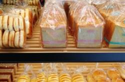 赤峰國(guó)慶蛋糕店電話地址查詢