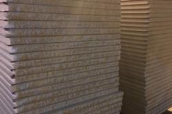 赤峰鴻鑫彩鋼公司電話號碼