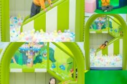 赤峰紅山區(qū)遛娃地點電話號碼