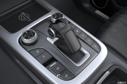 赤峰維修牧馬人電話地址查詢