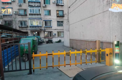 赤峰伸縮門家用廠家電話號(hào)碼