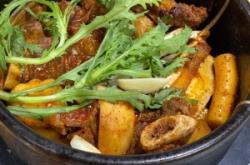 赤峰韓國湯飯?zhí)降觌娫挼刂凡樵?><span>便民電話</span></a></div><div   id=