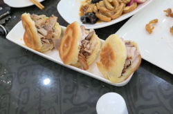 赤峰大明街附近美食店電話號(hào)碼