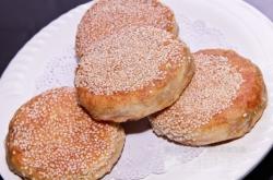 赤峰維多利長(zhǎng)燒餅店電話號(hào)碼