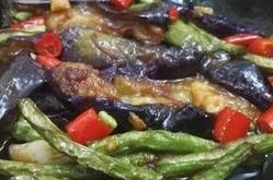 赤峰經(jīng)棚鎮(zhèn)美食飯店電話號碼