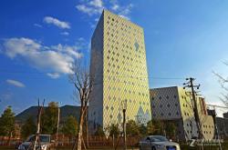 赤峰中關(guān)村超市電話多少號(hào)