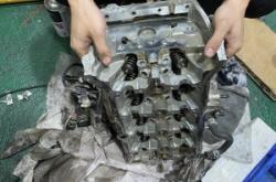 赤峰發(fā)動機漏油維修電話號碼