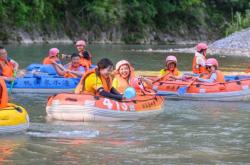 赤峰峽谷漂流電話號(hào)碼查詢