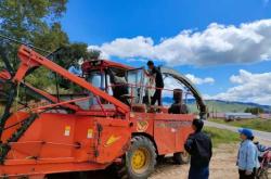 赤峰市開運(yùn)農(nóng)機(jī)公司電話號(hào)碼