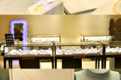 赤峰艾莎珠寶店電話號(hào)碼