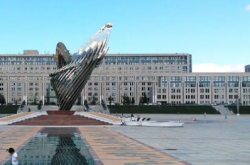 赤峰玉龍大街市政府電話(huà)號(hào)碼