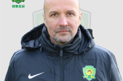 赤峰足球青訓(xùn)營電話地址查詢