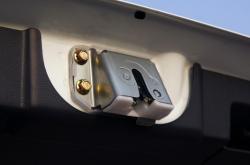 赤峰凱飛汽車銷售電話地址查詢