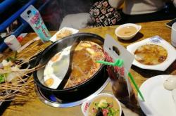 赤峰振興小區(qū)涮串店電話號碼